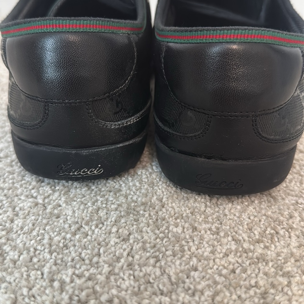 Gucci Black Sneakers with Red & Green Trim - Picture 6 of 10